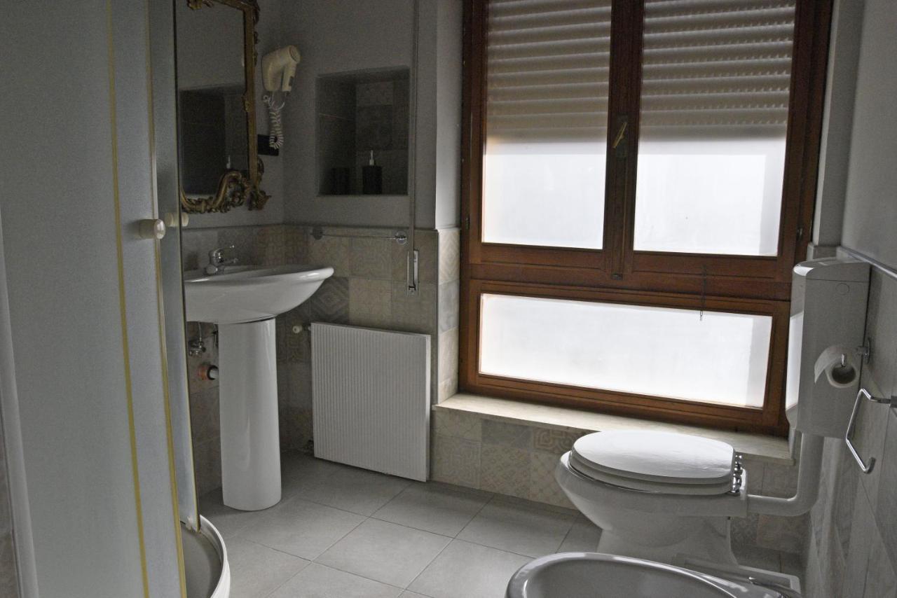 カターニア Barocco Al Centro Bed & Breakfast エクステリア 写真